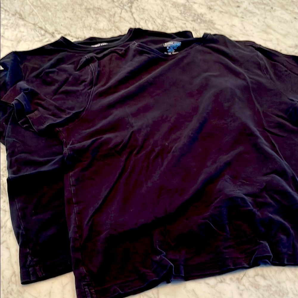 Kirkland Signature Black Short Sleeve Tee M XL 2 Pack